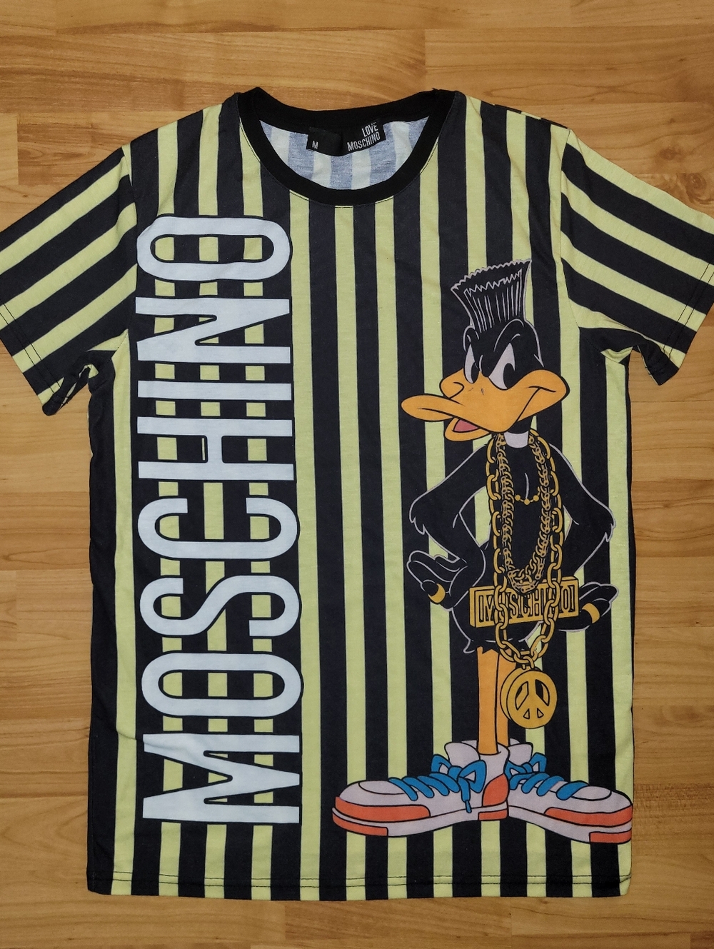 Rare Designer Love Moschino Daffy Duck Graphic Made In Italy Striped Mens Medium